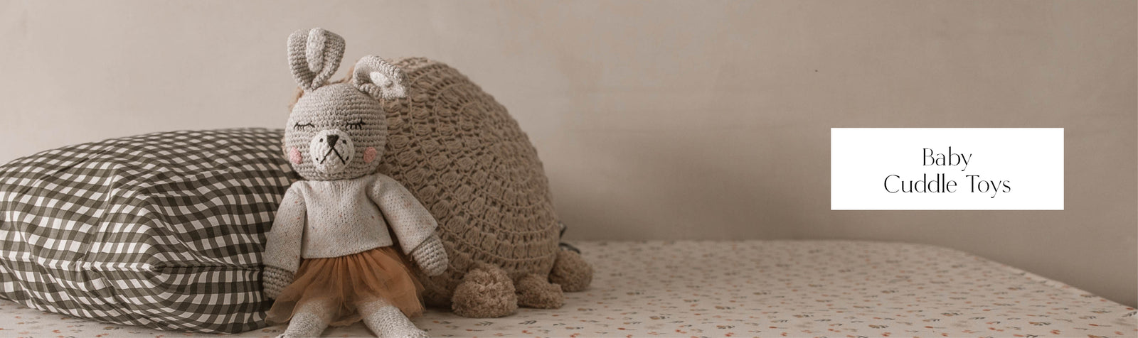 MIANN & CO - Baby cuddle toys.
