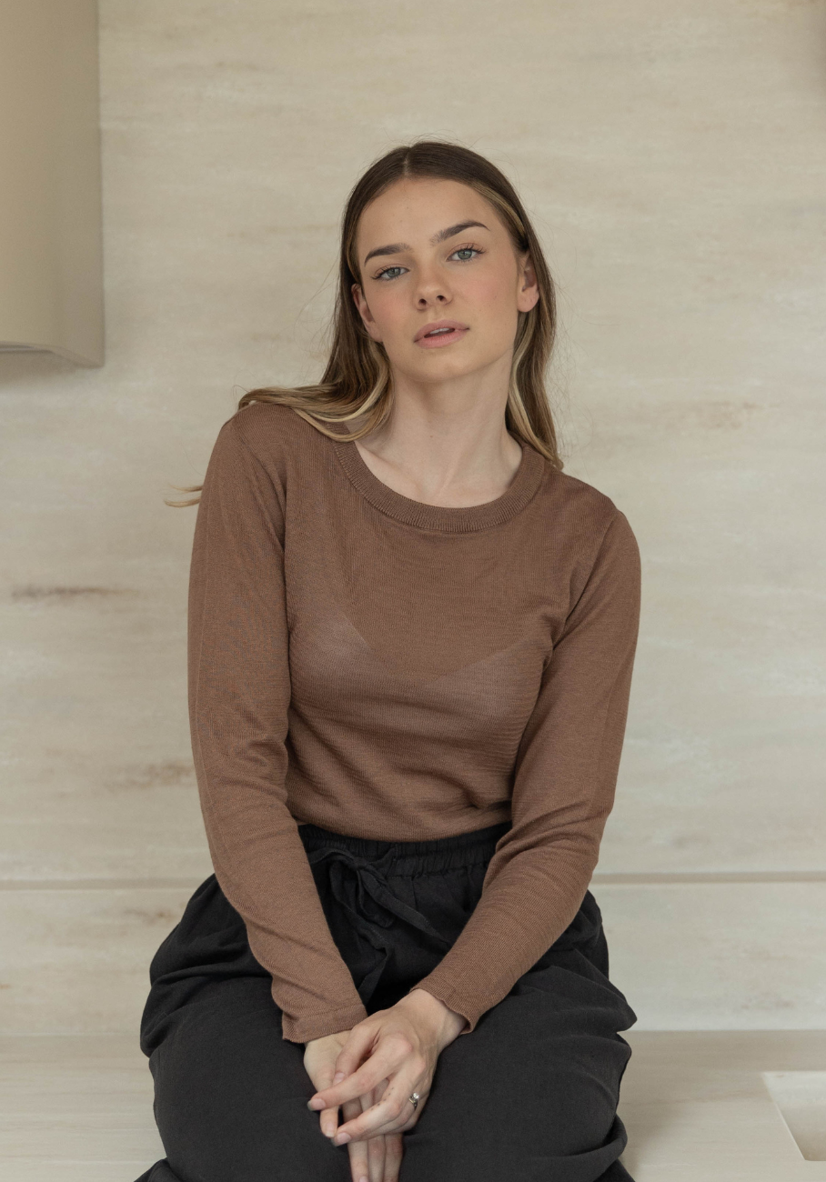 Miann &amp; Co Womens - Venus Sheer Knit Long Sleeve T-Shirt - Café Au Lait